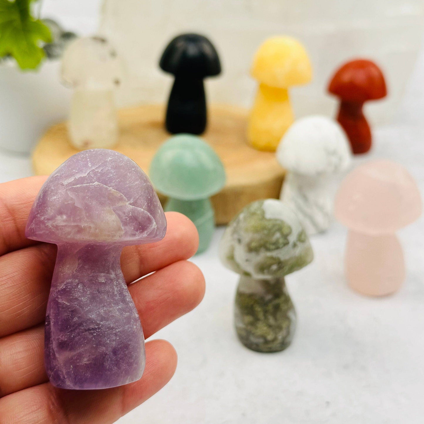 Crystal Gemstone Mushrooms Carving