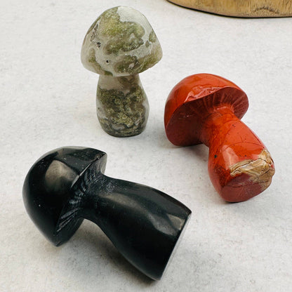 Crystal Gemstone Mushrooms Carving