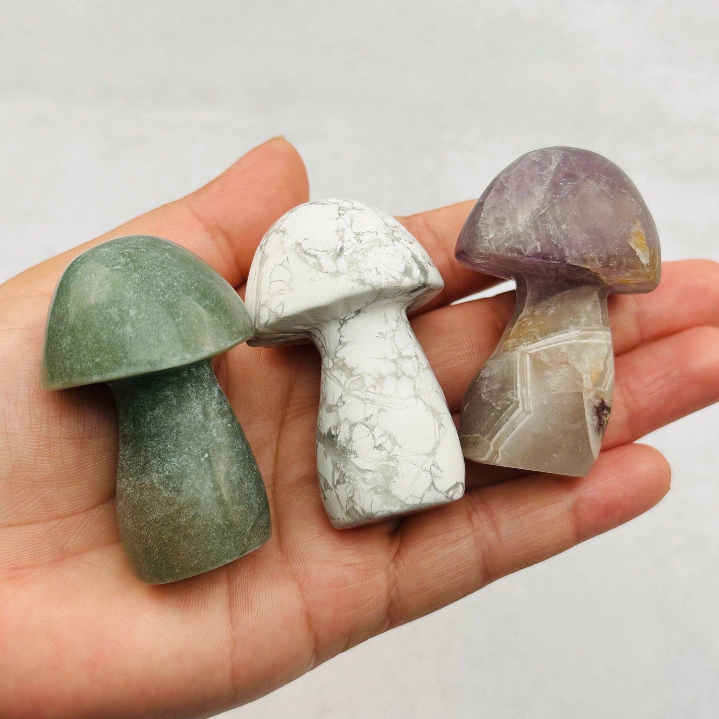 Crystal Gemstone Mushrooms Carving