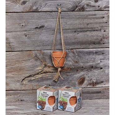 Primitive Planters Boxed Terra Cotta Pot Set w/ Hanger
